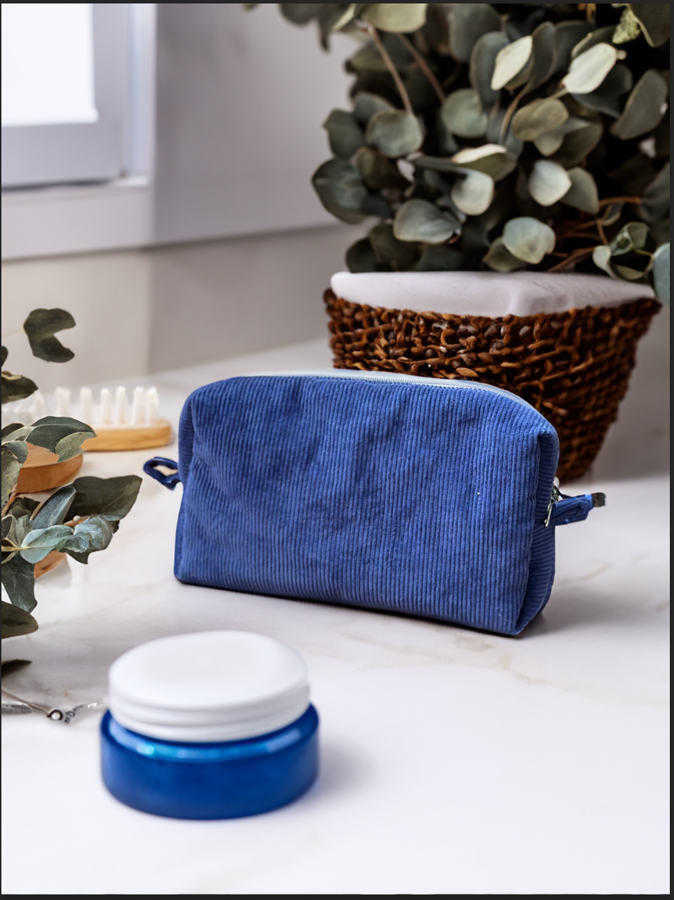 Trousse de toilette en Velours – L’accessoire pratique des petits et des grands 🎒🛁