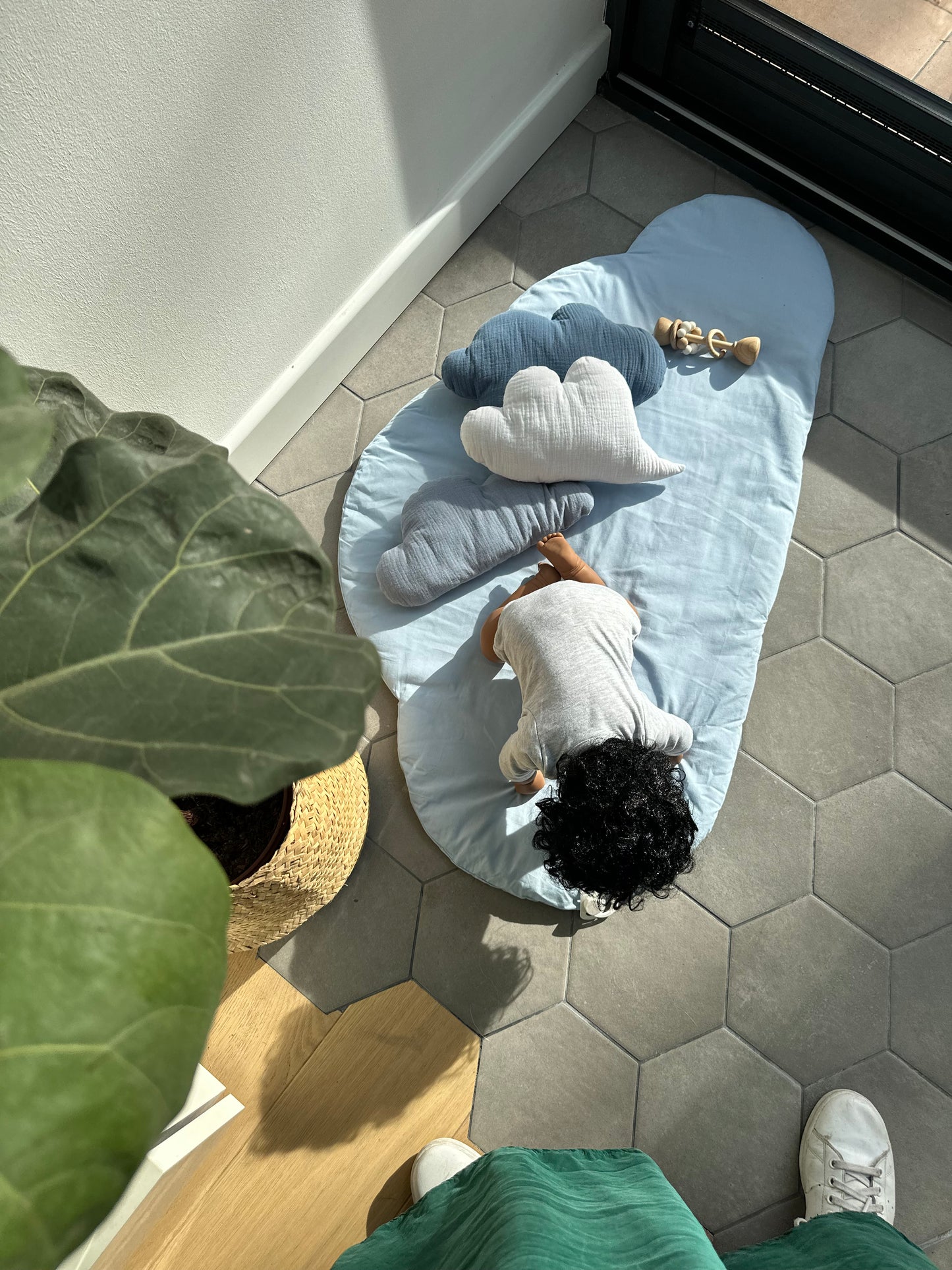 Tapis Nuage – Un petit coin de douceur pour les petits museaux ☁️✨